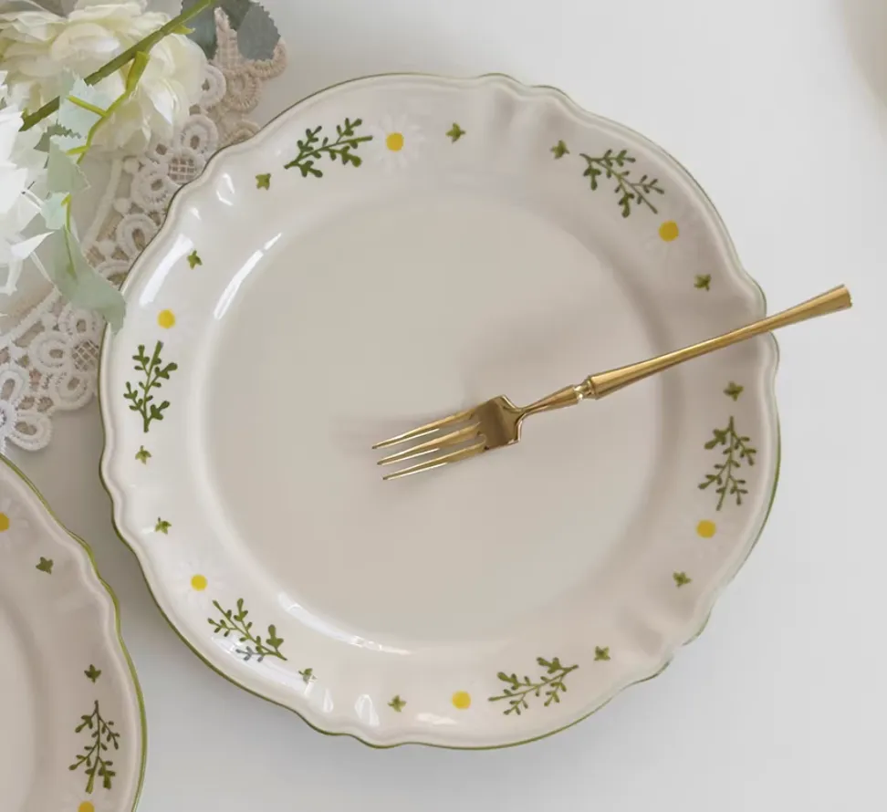 Daisy Handpainted Plate